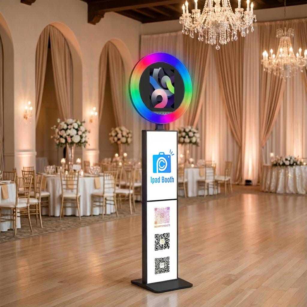 Aluminium iPad photo booth with LED ring light, Image 2 of 9