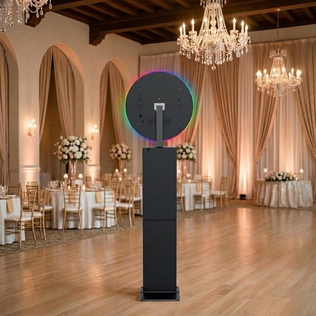 Aluminium iPad photo booth with LED ring light, Image 3 of 9